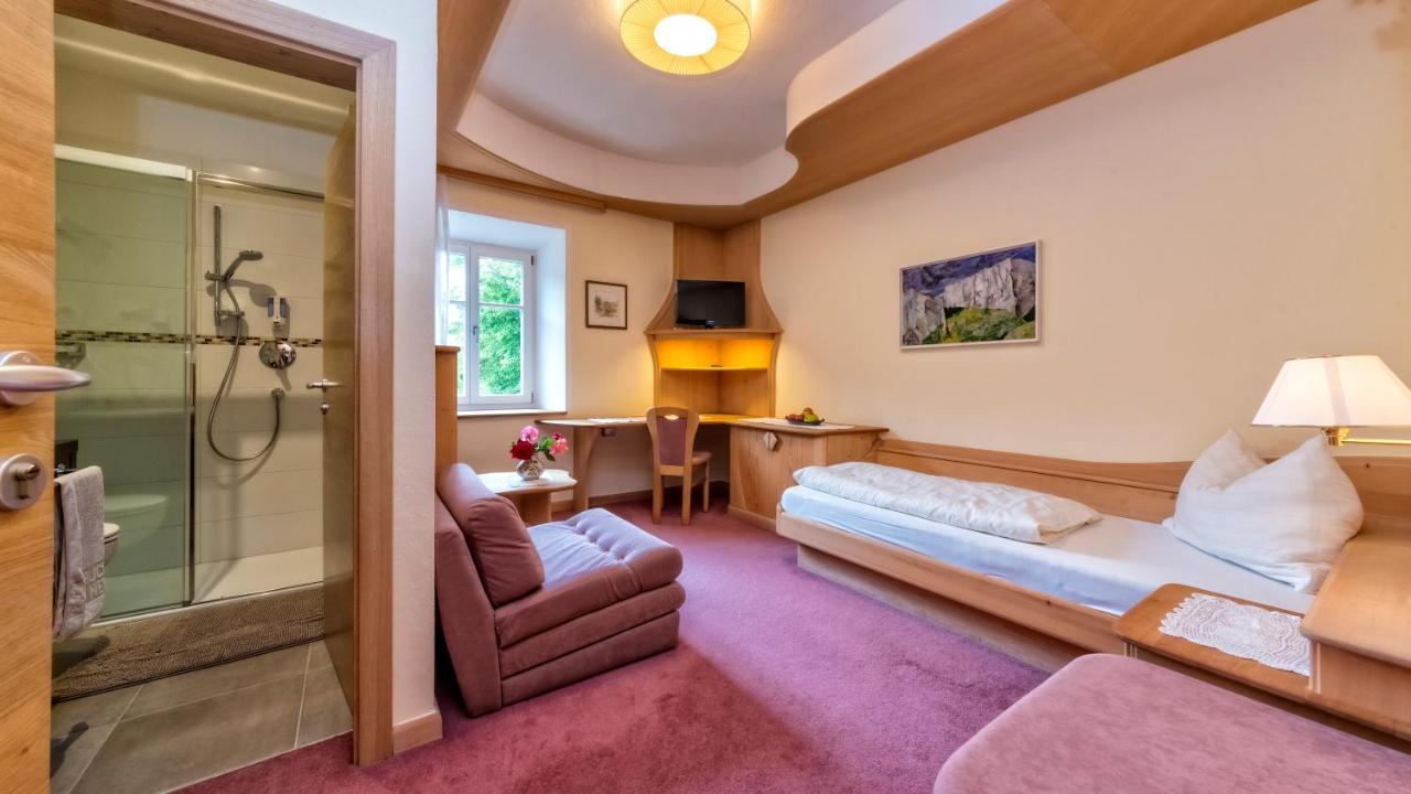 Hotel Brueckenwirt Novacella Екстер'єр фото