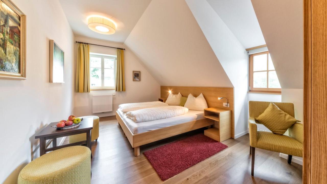 Hotel Brueckenwirt Novacella Екстер'єр фото