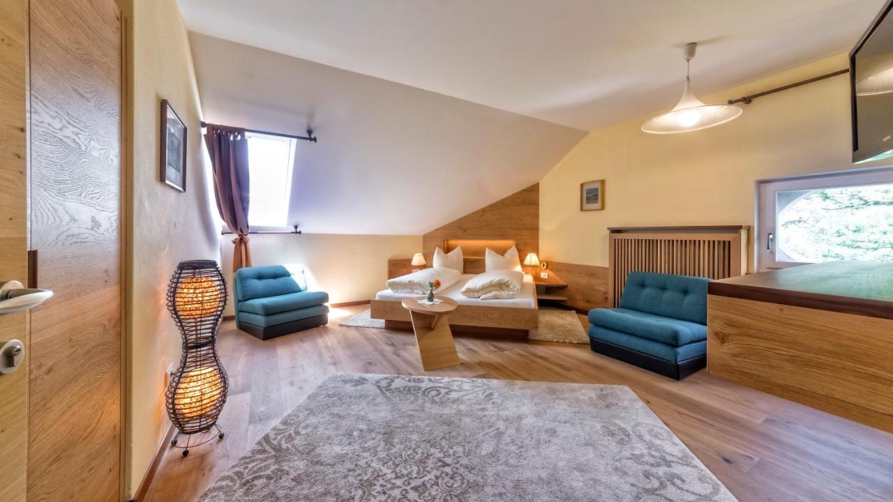 Hotel Brueckenwirt Novacella Екстер'єр фото