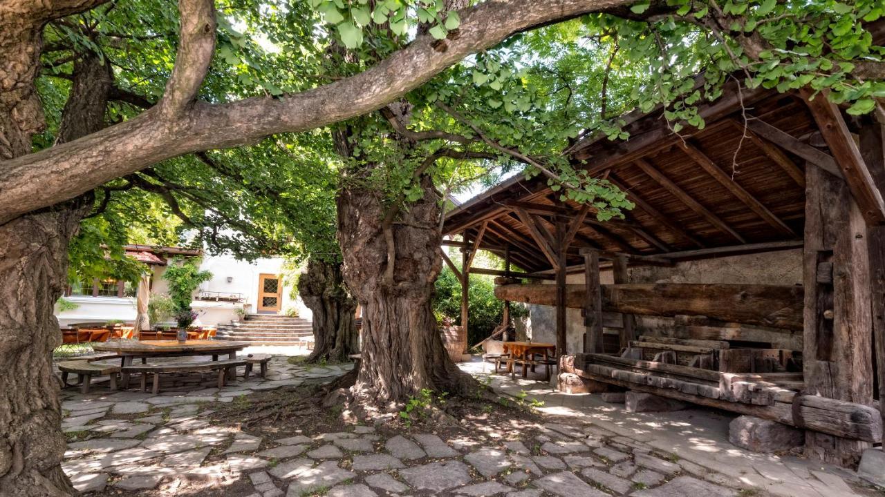 Hotel Brueckenwirt Novacella Екстер'єр фото